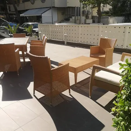 Smart A 30m Da Viale Dante E 100m Dal Mare *